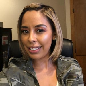 Meet your Posher, Roxanne